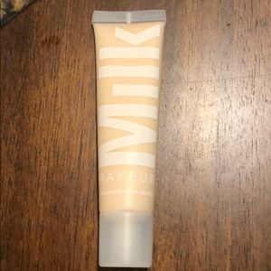 Milk Makeup Blur Liquid Foundation